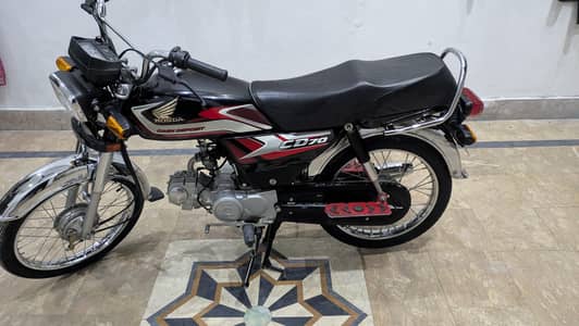 Honda CD 70 2025 Black