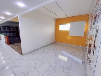 8 Kanal Building For Silent Office