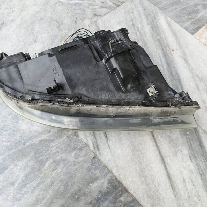 BMW E90 Headlights 7