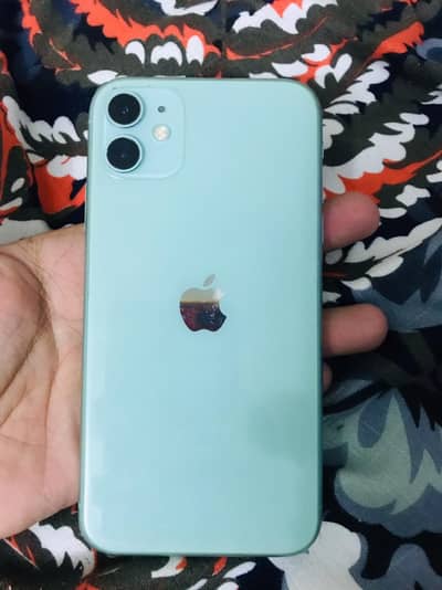 iphone 11 Factory unlocked 128gb (Exchange possible)