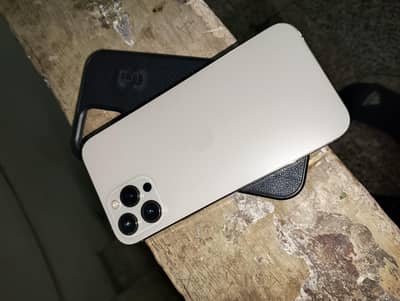 Iphone 12 pro max Non Pta factory unlocked 4month sim time