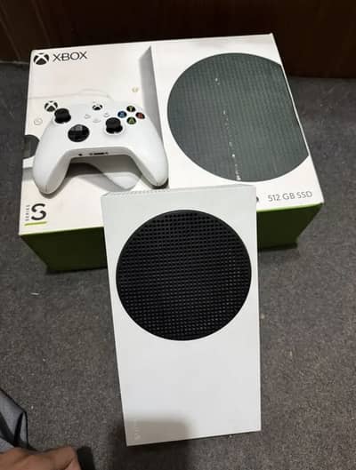 Xbox series s  with full of games
