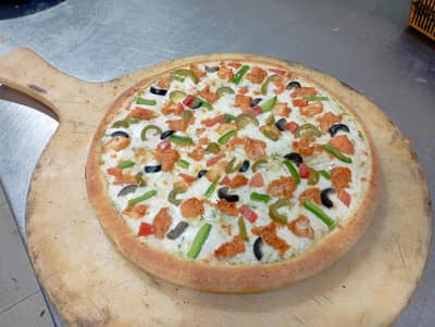 pizza restaurant ke lye rider ki need hai zarorat mand rabta  karen