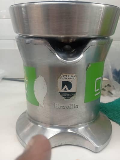 imported commercial citrus juicer made in usa