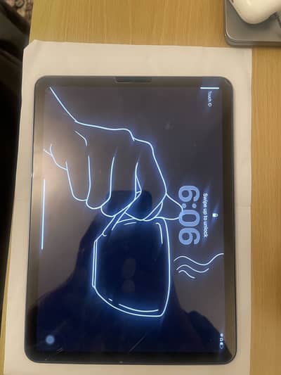 Ipad Air 5th Gen and Free Pencil