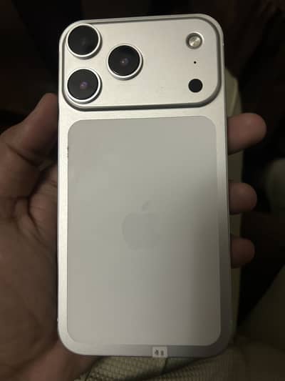 Iphone XR converted to 17pro