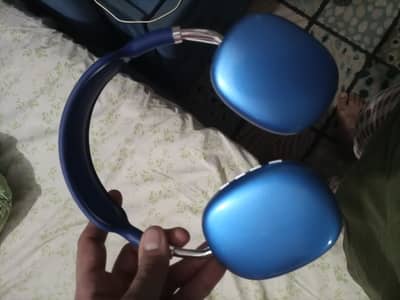 wire headguare bluetooth memoray card connected