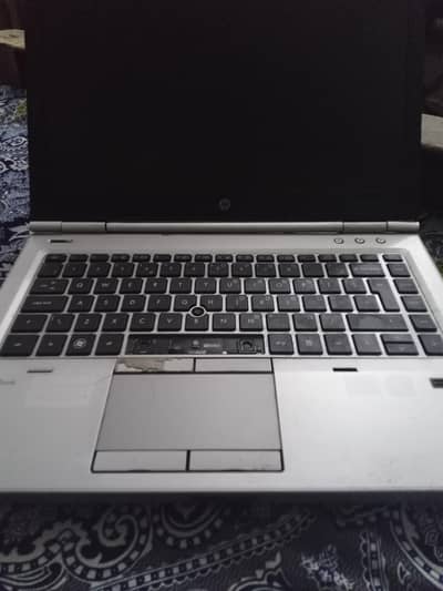 Laptop in very cheap price  0*3*3*6*4*3*8*7*7*8*3 Whatsapp me