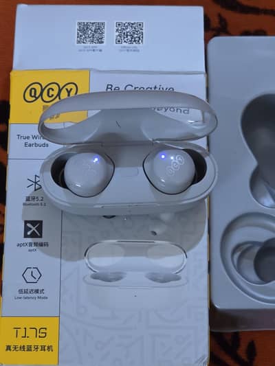 qcy t17s Bluetooth earbuds