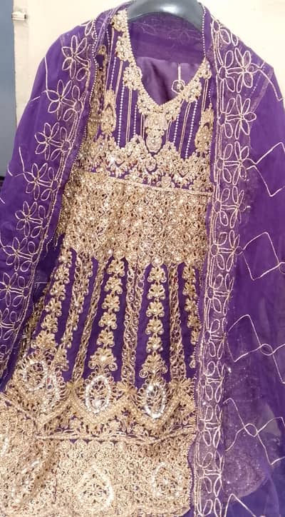 beautiful dress . Ac or exhaust fan