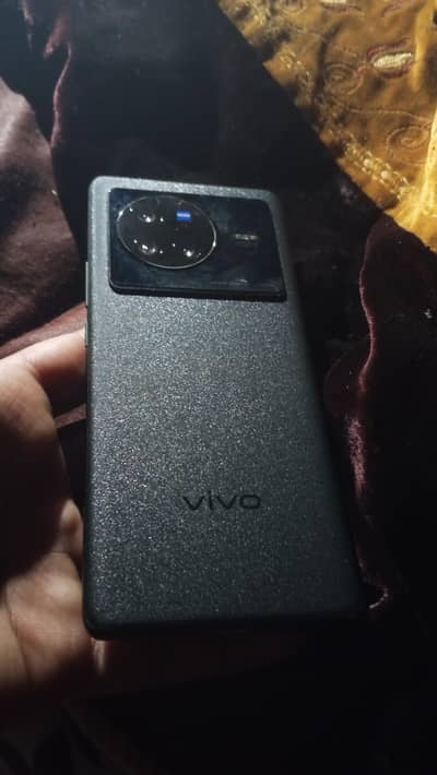 Vivo x80
