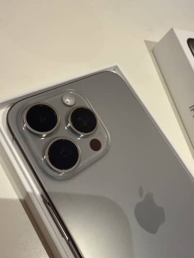 Apple iPhone 15 Pro Max