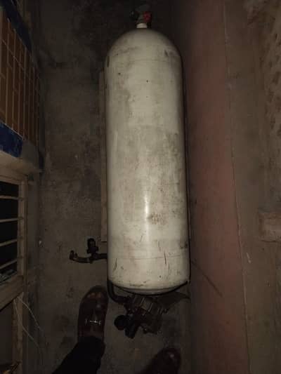 Gas kit and cylinder original