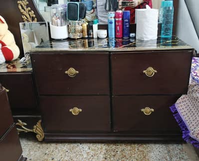 Dressing table for sale