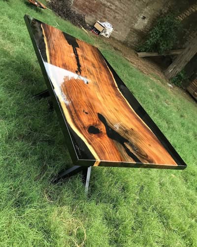 Epoxy luxury dining table 4000 square foot