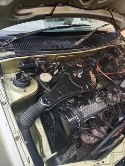 Suzuki CULTUS vxl Gold color