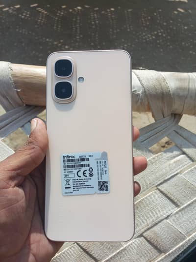 Infinix smart 10 room and rm 4/64