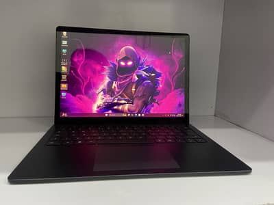Surface Laptop 4 Corei7 Gen 11th 16gb ram 256gb ssd 8gb Intel graphics