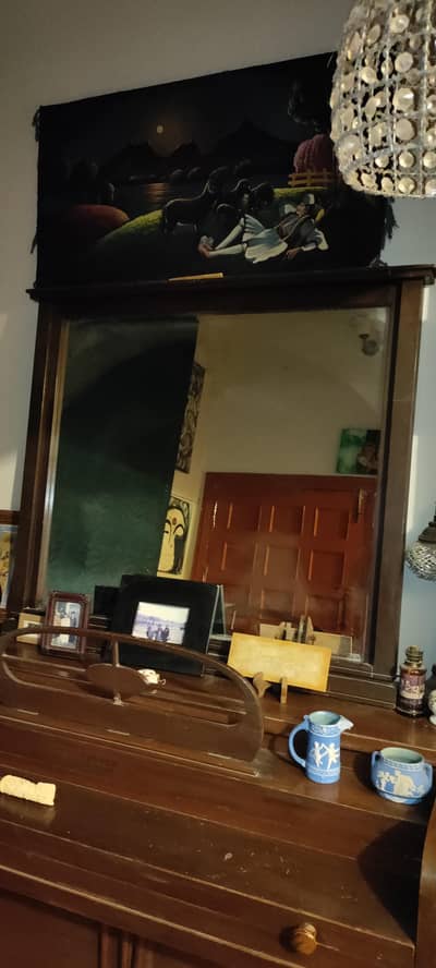 beautiful Dubai wooden mirror size 38x41 Whatsapp 03071138819