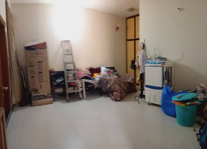 10 Marla Upper Portion Available For Rent