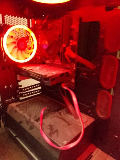 Gaming PC a little used (negotiable price)