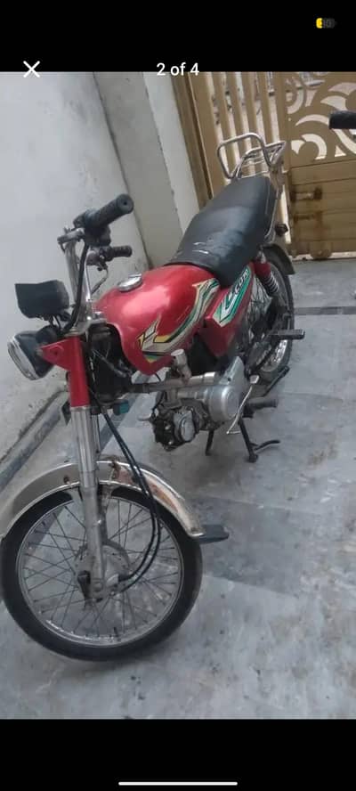 Hero motorcycle good condition no work just by price 32000 srfi Kafi