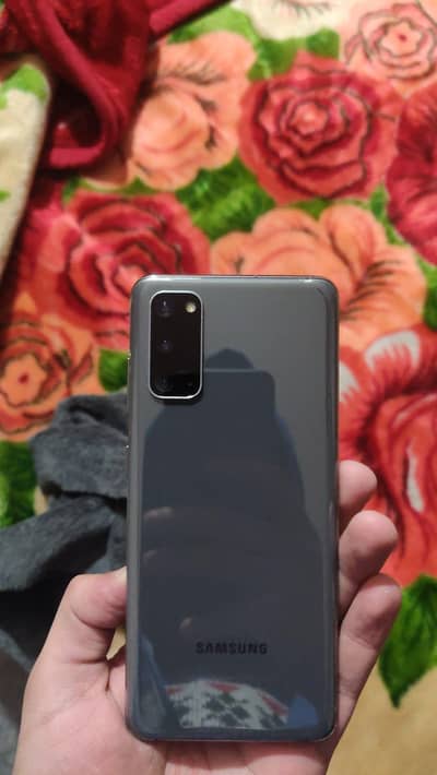 **Samsung galaxy s20 12gb ram 128gb storage Snapdragon processor**