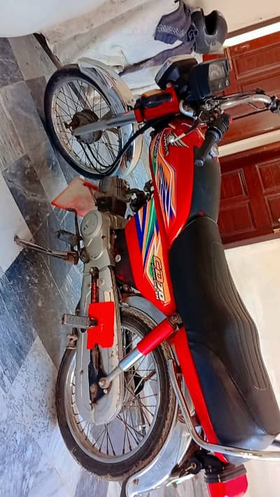 Honda CD 70 pakka 2020 model hai totel original hai