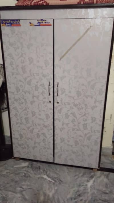 Wardrobe for sale only 20000
