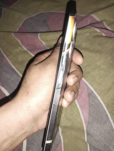 back thodi si raf hn