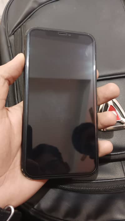 iPhone XR NoN Pta (Sim Working)