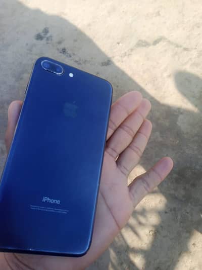 i phone  7+ condition lush side lite dim  Non pta Good condtion