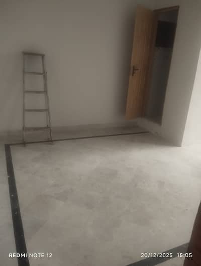 G-11/2 25*40 Upper portion Available For Rent