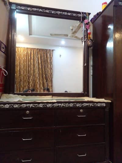 dressing and 2 bed sides