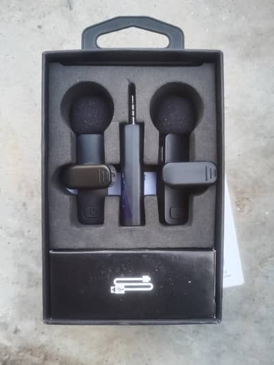 K35 Pro Wireless Lavalier Microphone | Dual Mic | Best for Interviews