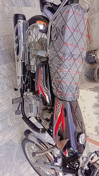 CG HONDA 125 BLACK  Open latter
