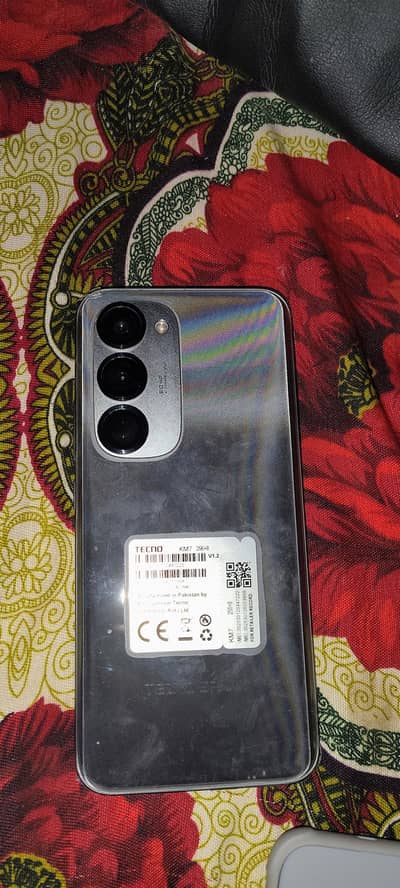 Tecno spark 40 pro plus