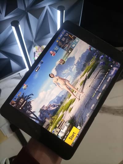 iPad mini 5 - 256GB - All Geniun & Updated ( Beast )