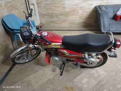 brand new 125 just 800 drive  un touch Bick red clr Punjab register