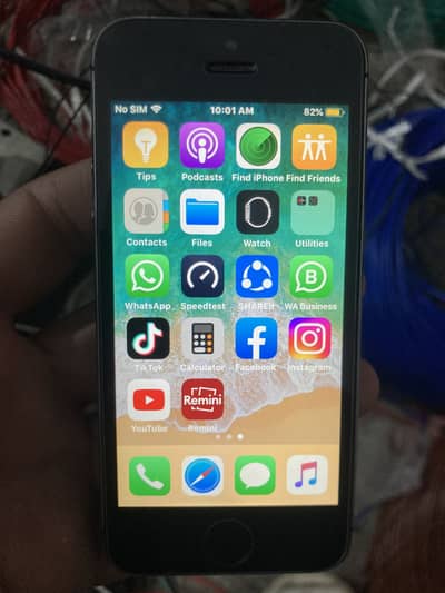 iPhone 5s finger ok saf condition urgent sale