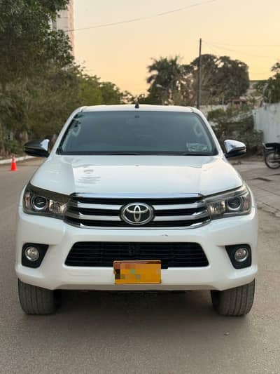 Toyota Hilux Revo V 2.8 2019/20