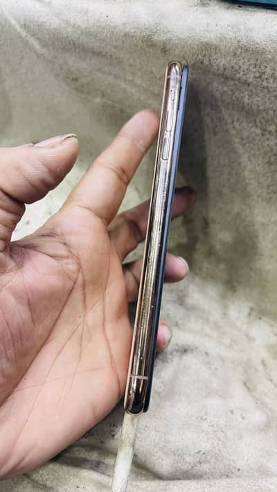 11promax  64GB  (lcd change)