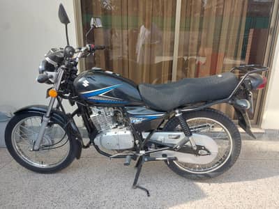 Suzuki gs150 2024 black new condition