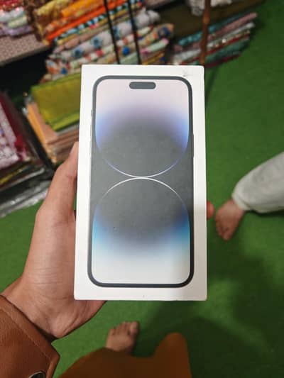 iPhone 14 por max 10/10 open box 84 battery health