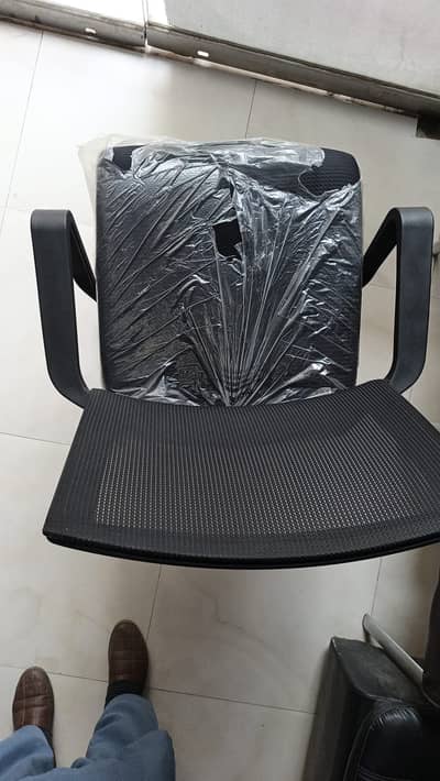 Relaxing, premium quality & height/back adjustable Computer chair,
