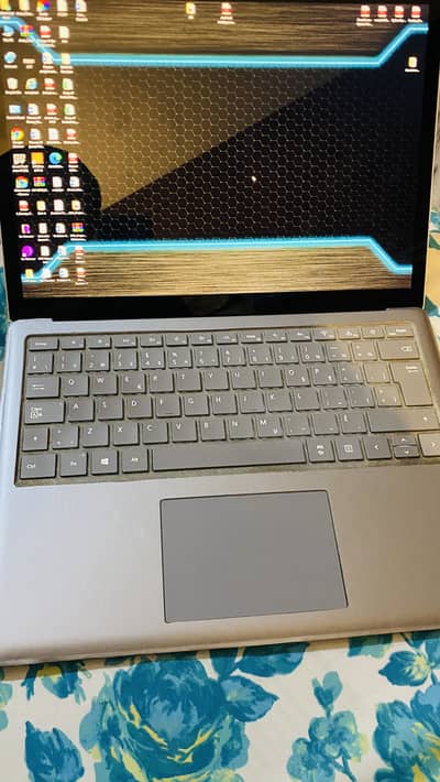 MicroSoft Surface Pro i7 8th generation, 16/512 , 4 core 8 threads