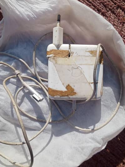 68W Magsafe Power Adapter