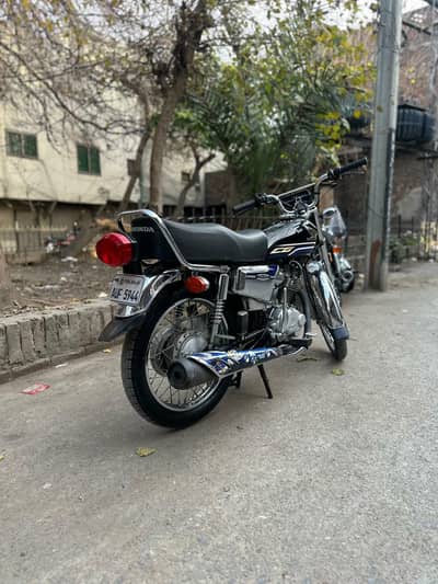 Honda 125 self start