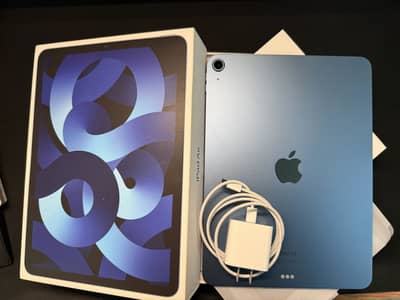 iPad Air M1 (64gb) Sky Blue Color and Cover