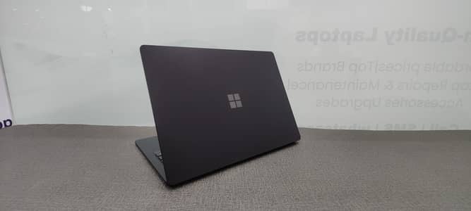 Microsoft Surface Laptop i7| 10Gen | 16 Gb | 256 ssd Laptop 2k Dislply
